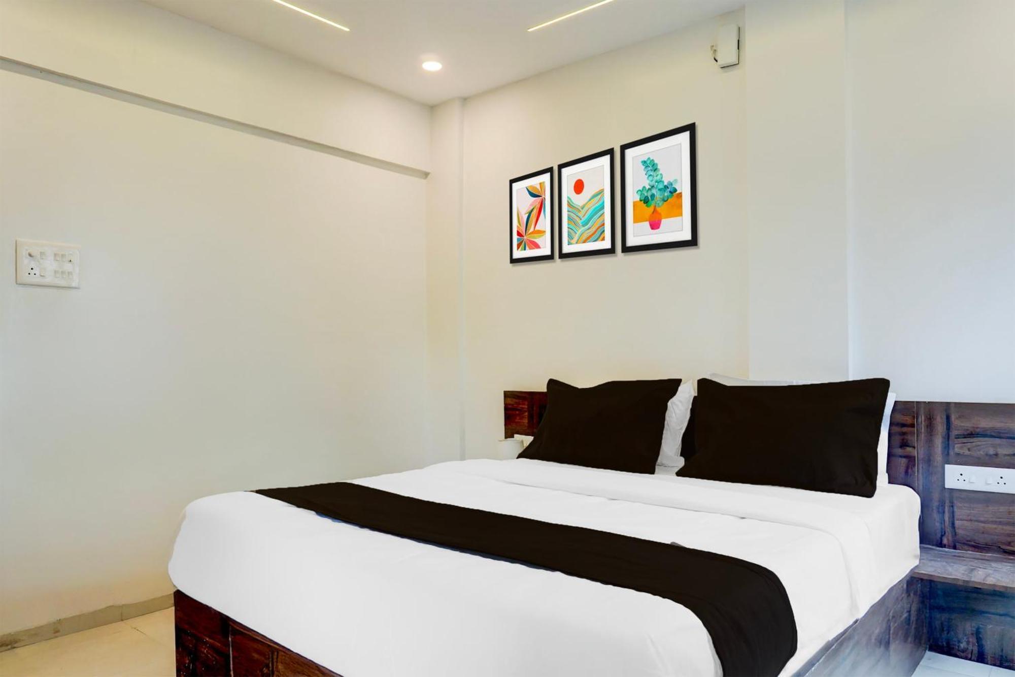 Super Hotel O Laxman Nagar Baner Púna Exteriér fotografie